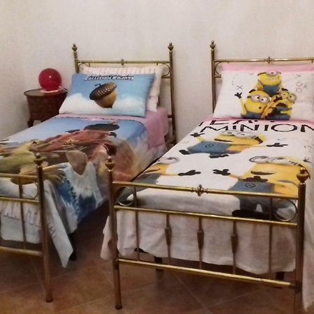 Appartamento Corallo Arona Εξωτερικό φωτογραφία